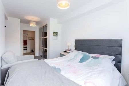 2 bedroom ground floor flat to rent - Photo 3