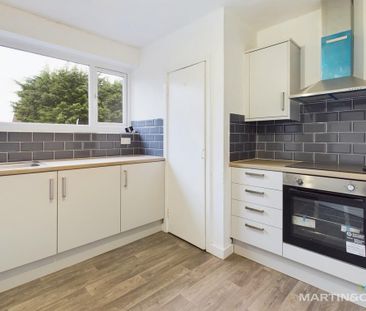 2 bedroom maisonette to rent - Photo 1