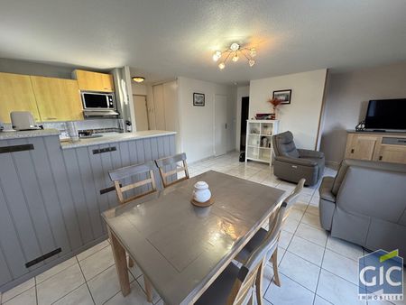 Location Appartement 3 pièces 50m² - Photo 3