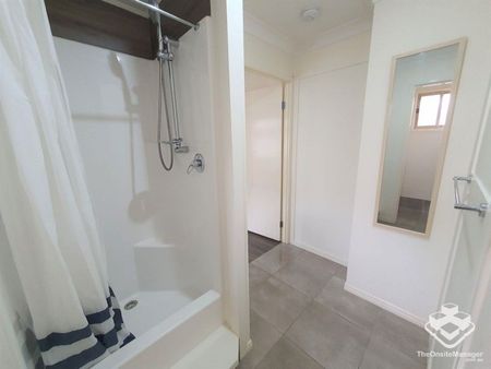 FURNISHED + ALL BILLS + WIFI INCLUDED - Photo 4