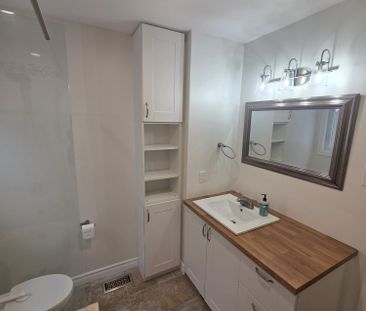 For Lease - 45 TARTAN Drive, Barrhaven, Ontario - Photo 4