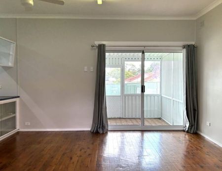 38 Second Street, Cardiff South - Photo 4