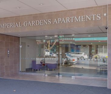 Popular Imperial Gardens apartment is waiting for new occupants! - Photo 1