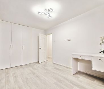 2 bedroom maisonette to rent - Photo 2