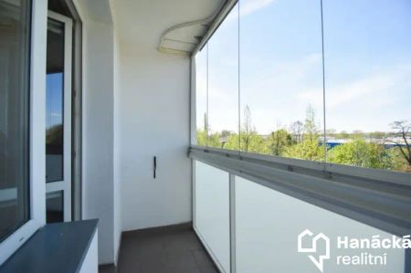 Pronájem bytu 3+1 v Olomouci, ulice U cukrovaru - Fotografie 4