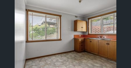 LOW MAINTENANCE! - Photo 5