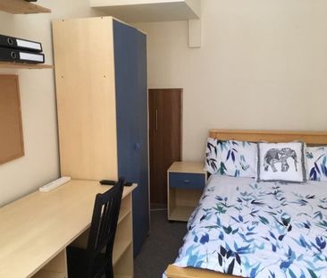 6 bedroom house to rent - Photo 5