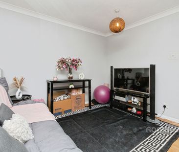 2 bedroom house to rent - Photo 1