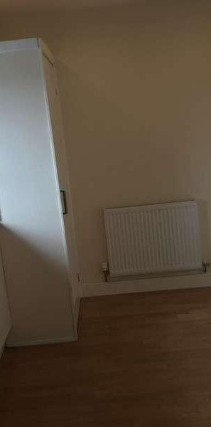 Oundle Road, Woodston, PE2 - Photo 1