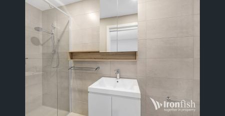 NEARLY NEW TRI-STOREY TOWNHOUSE - Photo 2