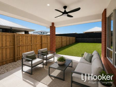 Unbeatable Family Home - 3 Living Areas + Study - Ducted Air Conditioning - Photo 3