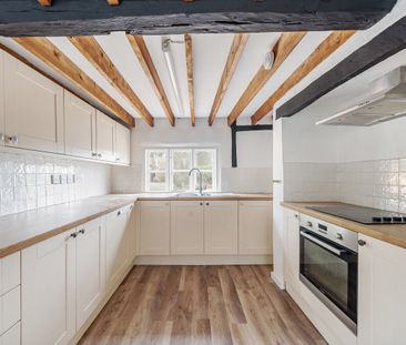 3 bedroom detached house to rent - Photo 4