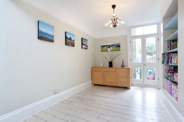 3 bedroom terraced house to rent - Photo 1