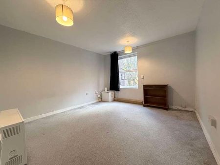 Tremona Road, SO16 - Photo 2