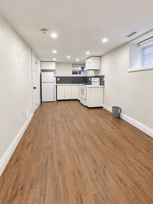 For Lease - 88 Lamb Avenue Unit# Basement, Toronto, Ontario - Photo 1