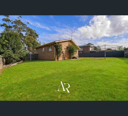 9 Creigan Rd, Bradbury, NSW 2560 - Photo 2