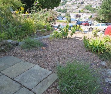 Russells Way - Penryn - Photo 3