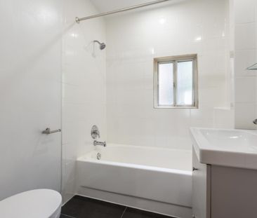 For Lease - 41 Burlington Street Unit# 1, Hamilton, Ontario - Photo 6