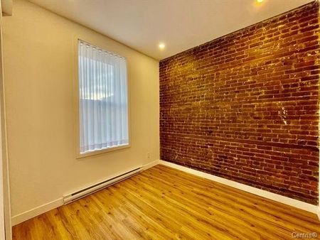 2013 Rue Wellington, #A - Photo 5