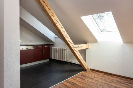 Einzigartige Dachwohnung mit Loftcharakter - Photo 3