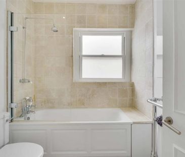 3 bedroom maisonette to rent - Photo 2