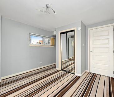 3 bedroom duplex to rent - Photo 4