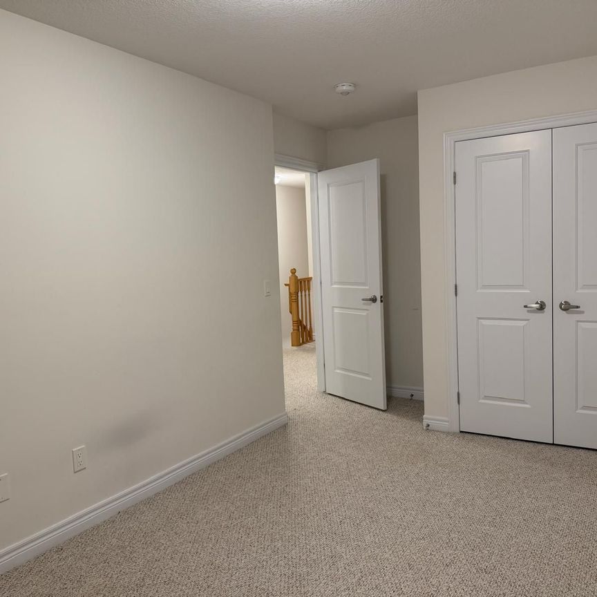 For Lease - 77 Diana Avenue Unit# 4, Brantford, Ontario - Photo 1