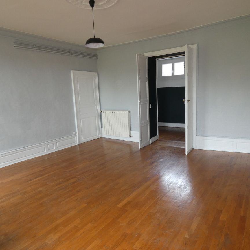 Location Appartement 3 pièces 117m² JOIGNY 89300 - Photo 1