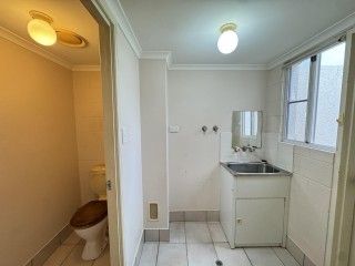 Townhouse in Secure Gated Complex – West End - Photo 3