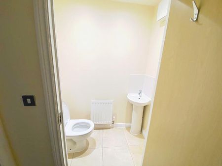 3 bedroom terraced house to rent - Photo 3