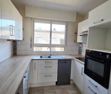 Location Appartement 5 pièces 96m² ORLEANS 45100 - Photo 4