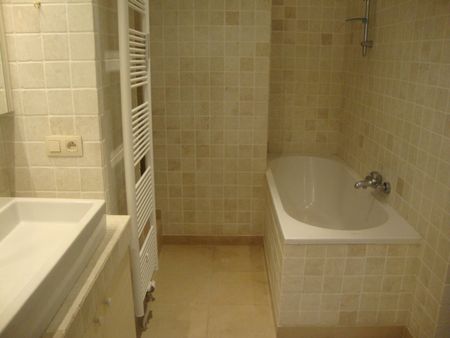 Tout savoir sur cet appartement à Ixelles, à Ixelles - Photo 2