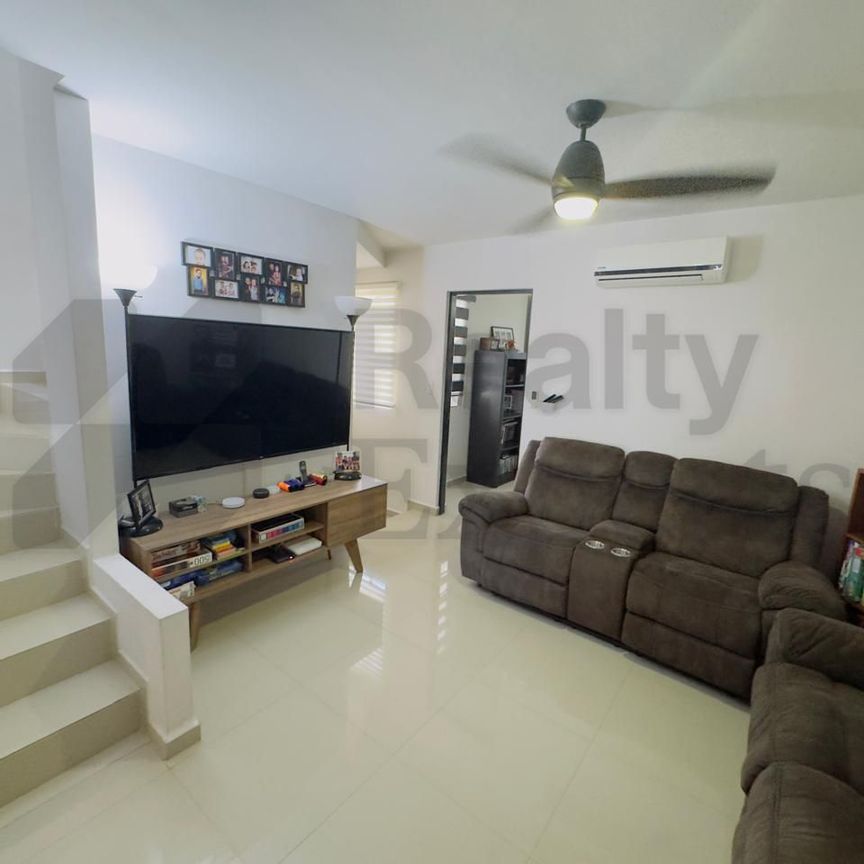 Casa en renta - Photo 1