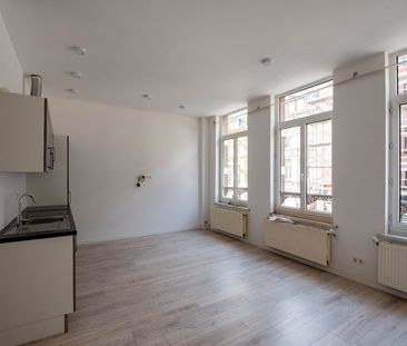 Gerenoveerd appartement met 2 slk - Foto 2