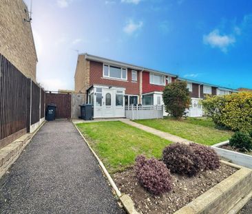 2 bedroom end of terrace house to rent - Photo 3