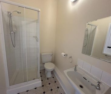 Studio to rent - Photo 6