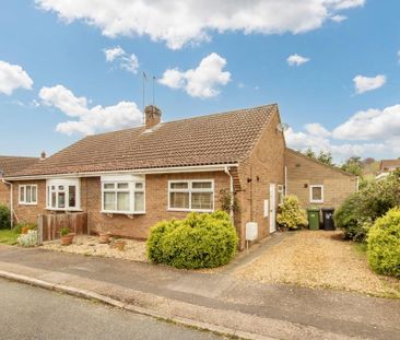 3 bedroom semi-detached bungalow to rent - Photo 6
