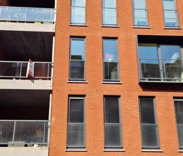 Appartement te huur in Sint-Truiden voor € 850 met 1 slaapkamer - Photo 1
