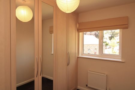 £1,650 - References Pending - Photo 4