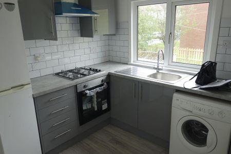 1 bedroom flat to rent - Photo 4