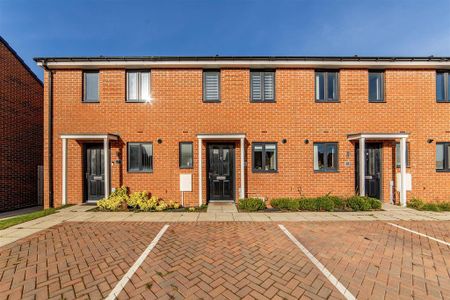 2 bedroom terraced house to rent - Photo 5