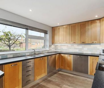 4 bedroom detached house to rent - Photo 5