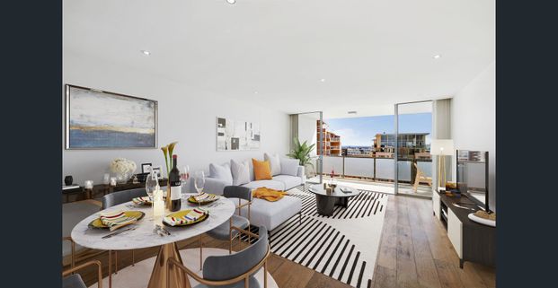 IN THE HEART OF HURSTVILLE TOP FLOOR APARTMENT - Photo 1