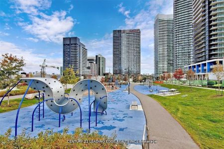 For Lease - 121 McMahon Drive Unit# 2607, Toronto, Ontario - Photo 2