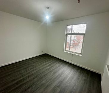 2 Bed Flat, Coventry, CV2 - Photo 4