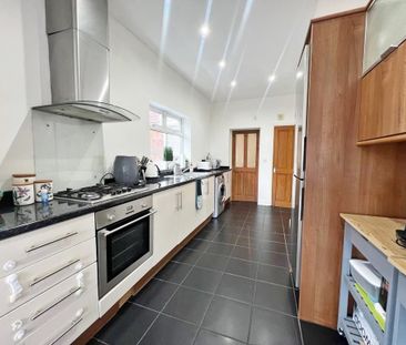 2 bedroom terraced house to rent - Photo 3
