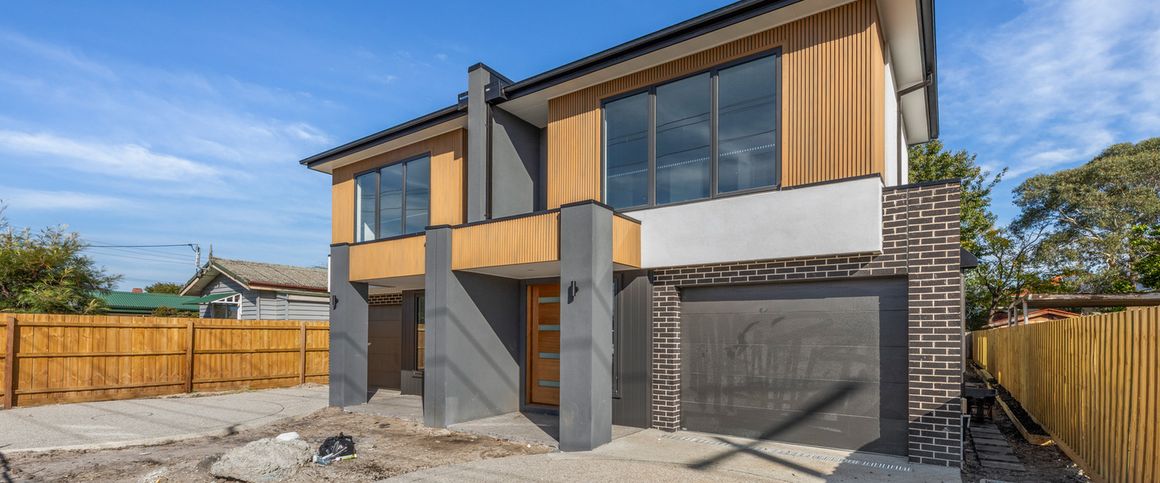“Brand New! - Stunning 4-Bedroom Family Home in Bentleigh East” - Photo 1