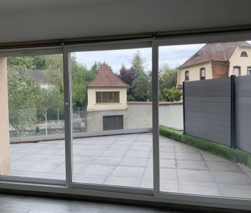 Location Appartement 2 pièces 67m² SARREGUEMINES 57200 - Photo 5