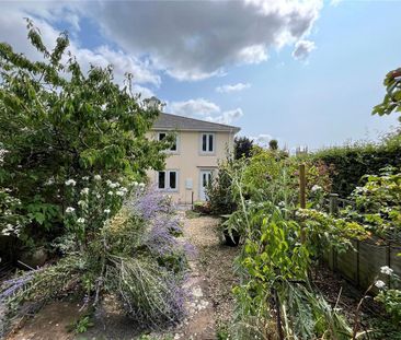 3 bedroom end of terrace house to rent - Photo 4