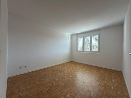 Moderne 4.5-Zimmer-Wohnung / Superbe 4,5 pièces moderne - Photo 5
